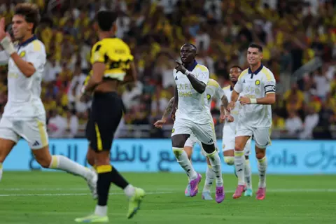 دقيقة بدقيقة.. كلاسيكو السعودية.. الاتحاد 0-2 النصر.. فرصة ضائعة